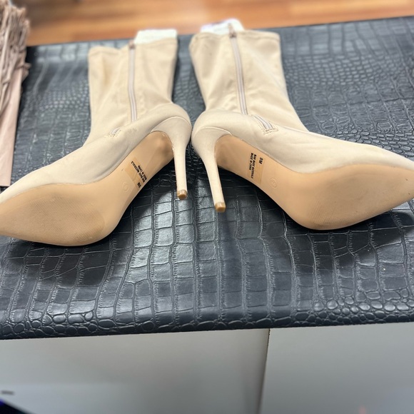 Heels. - Picture 7 of 7